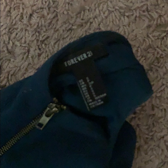 Blue/green top from forever21 - Picture 4 of 4